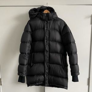 Aritzia TNA Super Puff Mid - Soft Matte Black